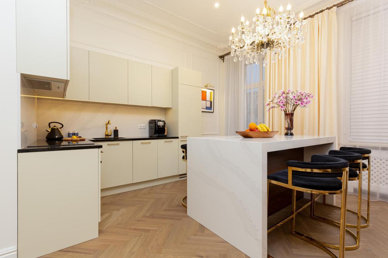 Royal Kopernika By Renters Prestige Varšava